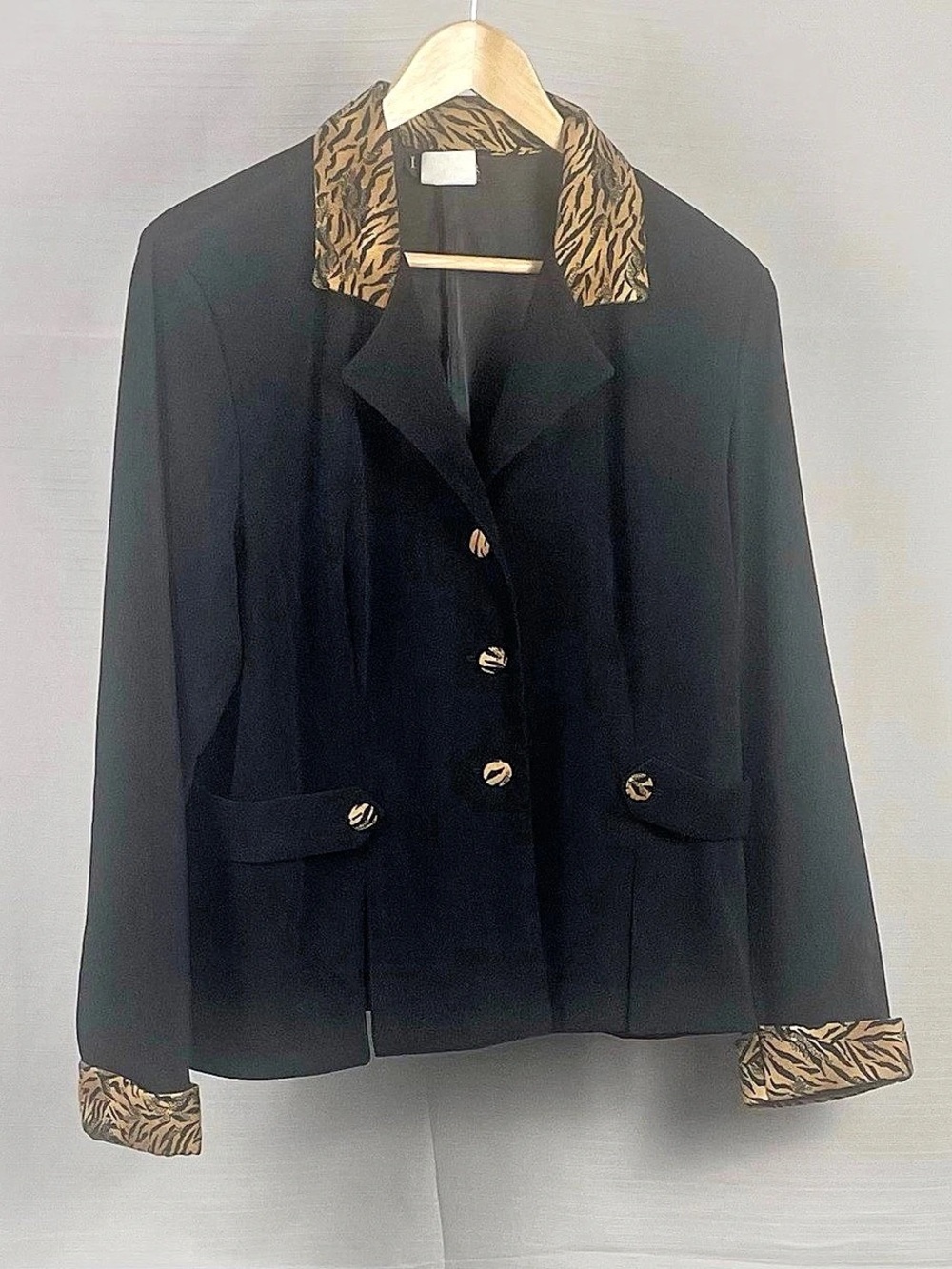 Vintage Lindor Petite Black Suit Set Blazer Skirt Animal Print Trim Sz 14
